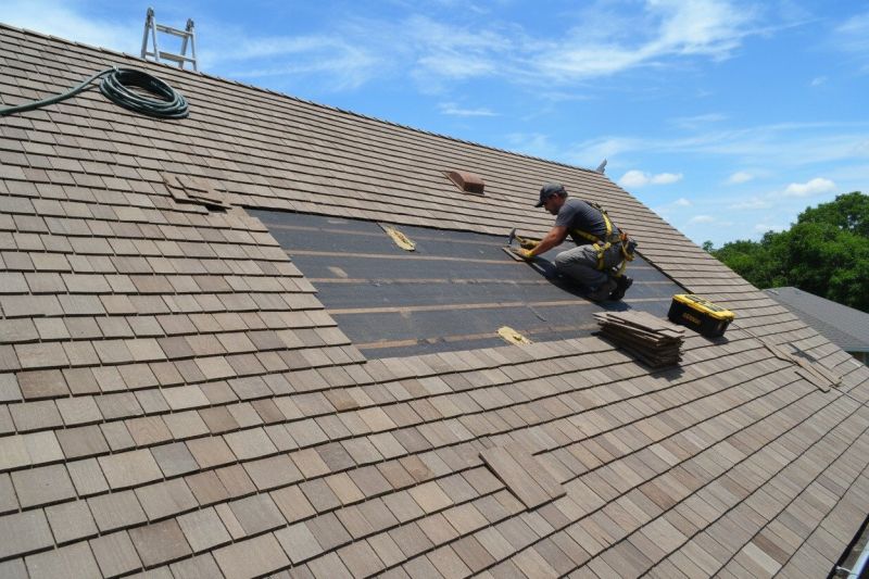 Wood Shingles Repair in Bumpass, VA